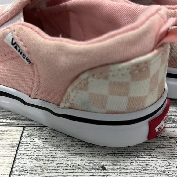 Vans® Asher V Kids' Pink Checkered Shoes slip on - Picture 6 of 16